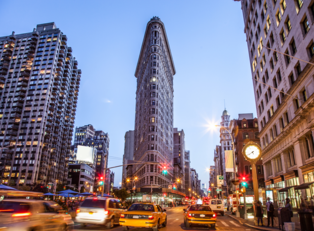 Conversion trend of the time: Iconic Manhattan office building turns into apartments