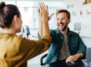 How to become the smart(est) prompt master of your office