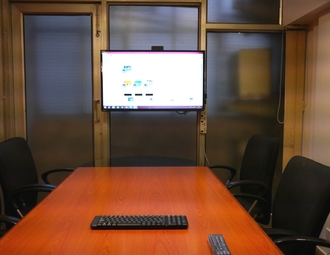 900x500