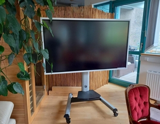 900x500