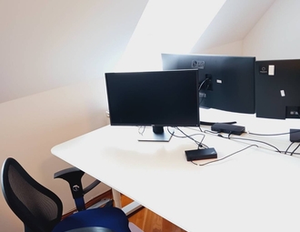 900x500