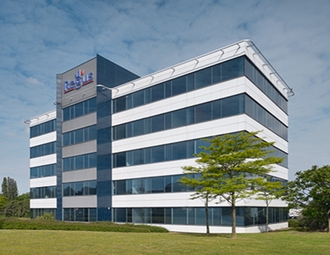 900x500