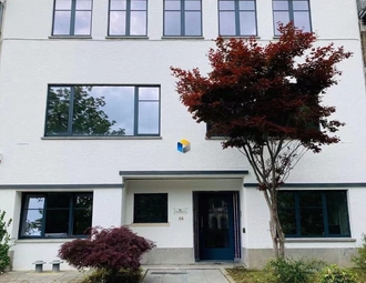 900x500
