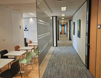 Avenue Pasteur, Waver