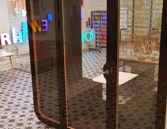 900x500