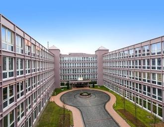 900x500