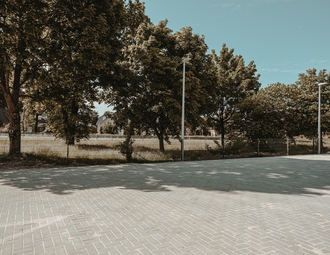 900x500