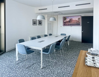 900x500