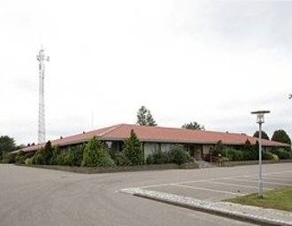 900x500