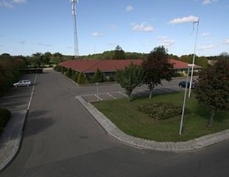 900x500