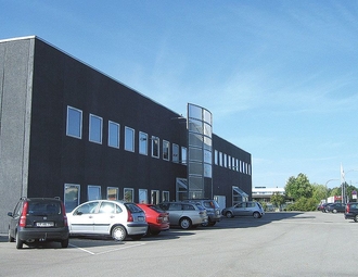 900x500