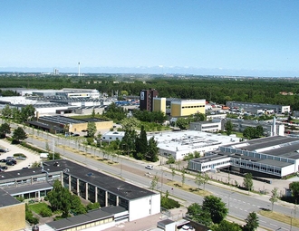 900x500