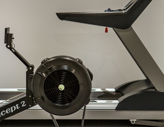 900x500