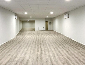 900x500