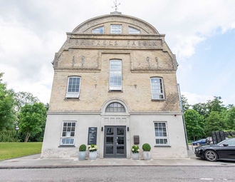 Lyngby Hovedgade, Kongens Lyngby