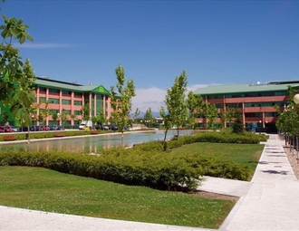 900x500