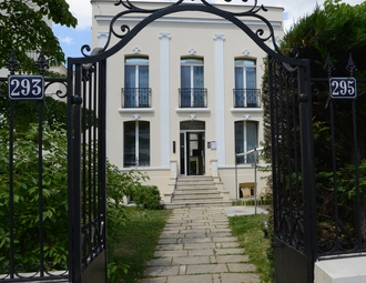 bd St Denis, Courbevoie