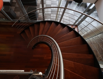 900x500