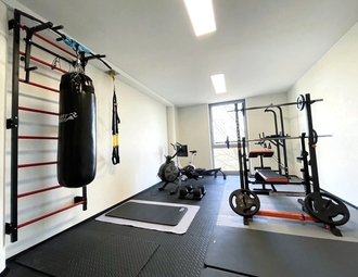 900x500