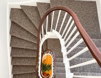900x500