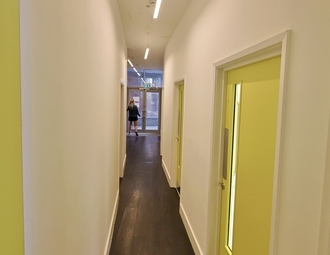 900x500