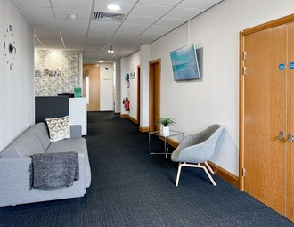 900x500