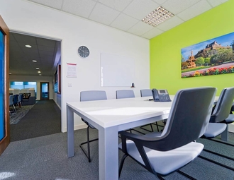 900x500