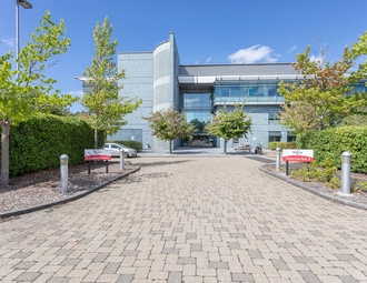 Brook Drive, Reading