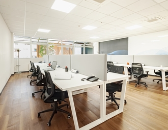 Via Lorenzo Valla, Milano