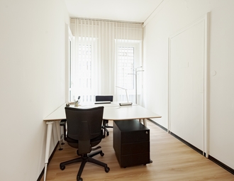 Via Camillo Finocchiaro Aprile, Milano