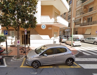 Via Vittorio Veneto, Genova