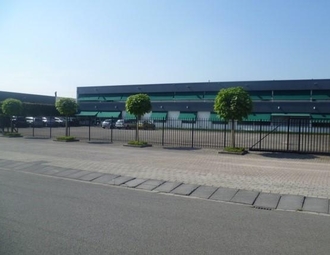 900x500