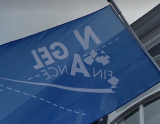 900x500