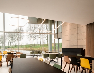Taurusavenue, Hoofddorp