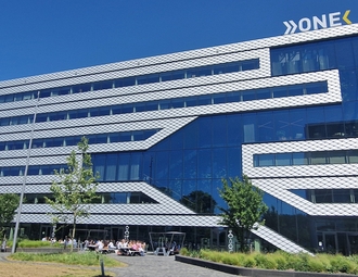 900x500