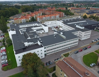 900x500