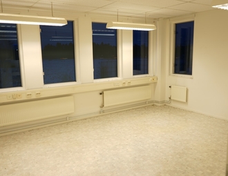 900x500