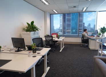 100 m² Shared workspace  in Bundall, Level 9 (4217) - 1 | MatchOffice