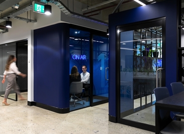 18 m² Conference room in Perth, 197 Saint Georges Terrace (6000) - 5 | MatchOffice.com