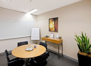 15 m² Meeting room in Surfers Paradise, Level 13 (4217) - 11 | MatchOffice.com