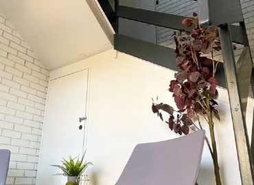 Office 129 Peel Street 3051 Melbourne North