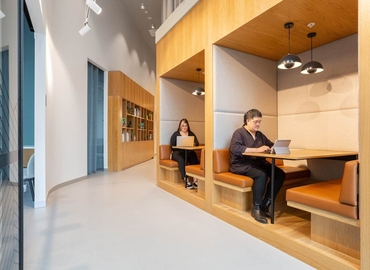 Virtual business address in Melbourne Docklands, 697 Collins Street (3008) - 4 | MatchOffice