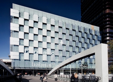 68 m² Business park property available to rent in Melbourne, Level 50 (3000) - 1 | MatchOffice.com