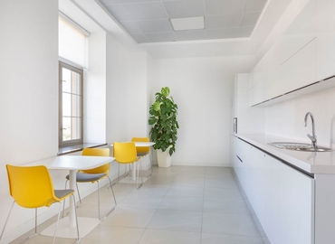 10 m² Co-working  in Baku, ASK Plaza Business Centre (%[postal_code]) - 5 | MatchOffice.com