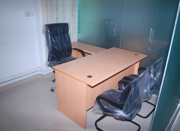 12 m² Serviced office building for rent in Dhaka, YB Hasan Uddin Tower (1212) - 0 | MatchOffice