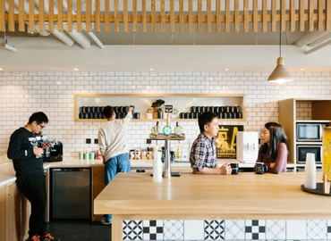 100 m² Coworking space  in Shanghai, Pudong, Yincheng Middle Road 501 (200120) - 3 | MatchOffice.com