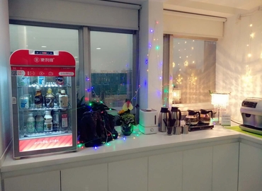 60 m² Shared workspace  in Shanghai, Lu Wan, 19/F JiangNan Shipyard Building (200023) - 10 | MatchOffice.com