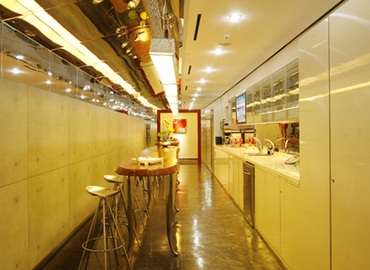 100 m² Shared office  in Beijing , Twin Towers (East) (100022) - 2 | MatchOffice