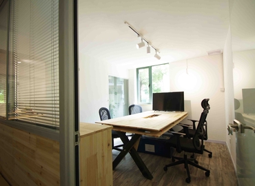 1000 m² Shared workspace  in Shanghai, Xuhui, Panyu Rd (200335) - 3 | MatchOffice