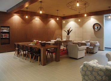 2000 m² Business center building up for rent in Shenzhen, Level 14 (518000) - 3 | MatchOffice.com